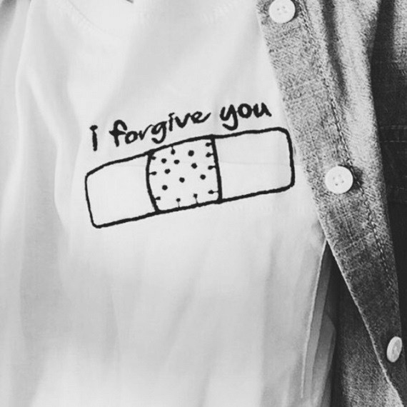 دانلود آهنگ چسب زخم محسن ابراهیم زاده و امیر خلوت و علی سورنا و مسلک و سینا ساعی و دانیال و ایسین از فارس ترانه